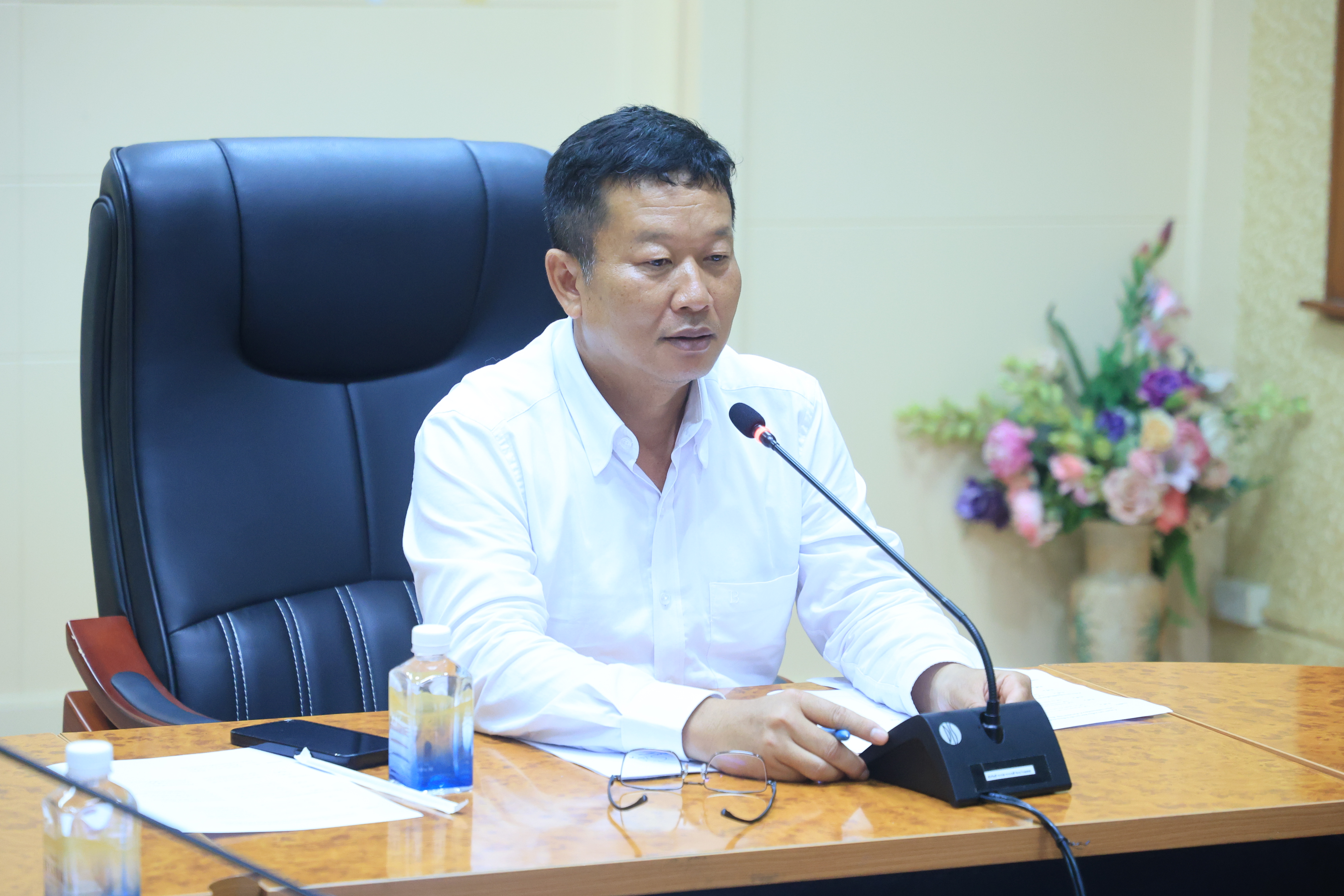 title - ส.ป.ก.ประชุมชี้แจงการฝึกอาชีพของนักศึกษาจากวิทยาลัยเทคนิค ณ กลุ่มงานช่างและแผนที่ ส.ป.ก.จังหวัด